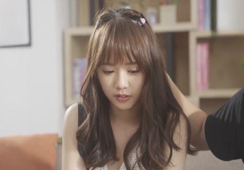 Em tuổi teen mới lớn nhìn mặt thật ngây thơ